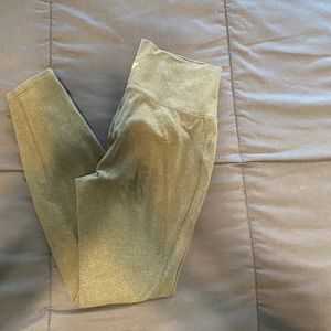 Old Navy balance leggings size medium